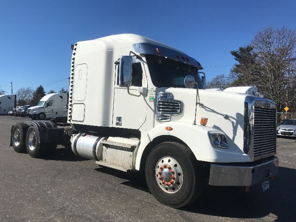 Sleeper Tractor-Heavy Duty Tractors-Freightliner-2020-D12264SD-Canton-OH-429,842\n\t\tmiles-$ 76,000 - Image 1