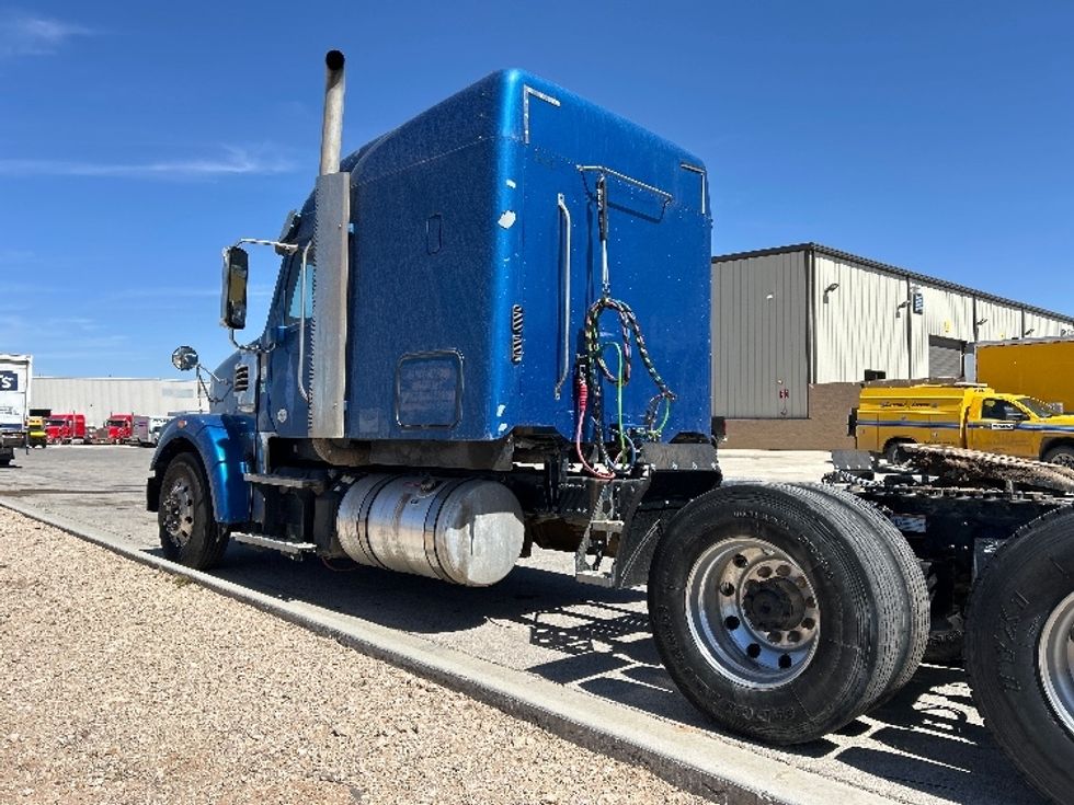 Sleeper Tractor-Heavy Duty Tractors-Freightliner-2020-D12264SD-Odessa-TX-337,148\n\t\tmiles-$ 79,250 - Image 5