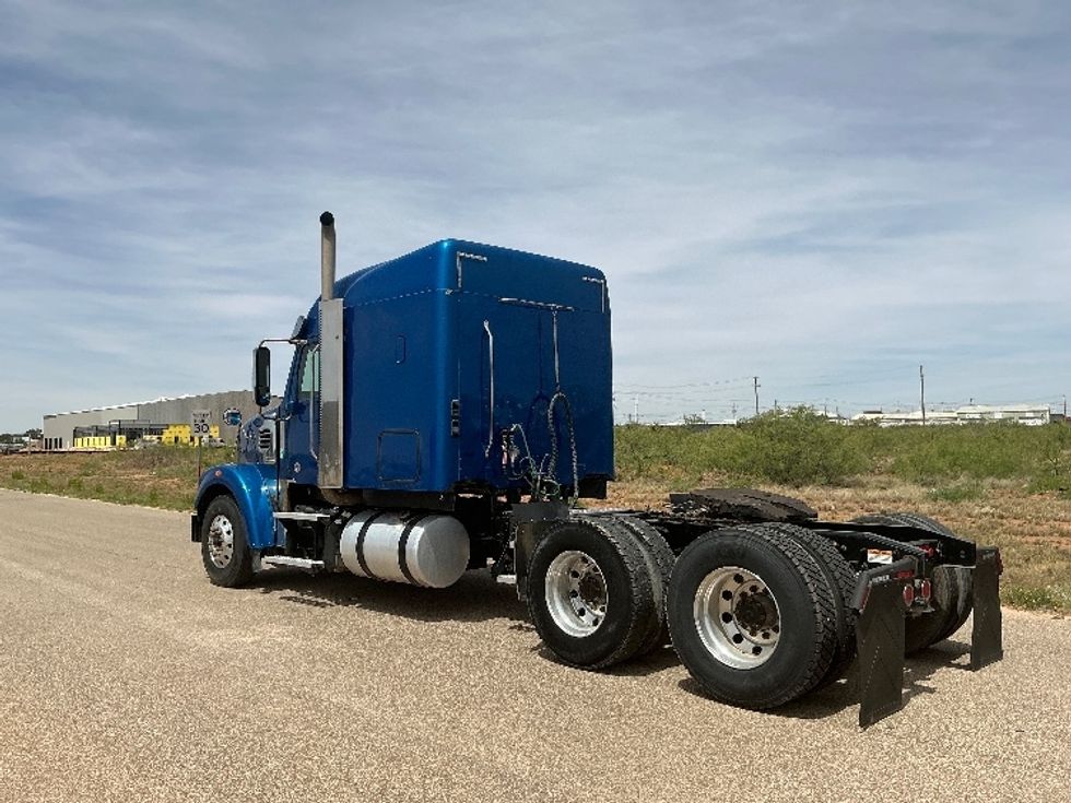 Sleeper Tractor-Heavy Duty Tractors-Freightliner-2020-D12264SD-Odessa-TX-374,276\n\t\tmiles-$ 74,500 - Image 4