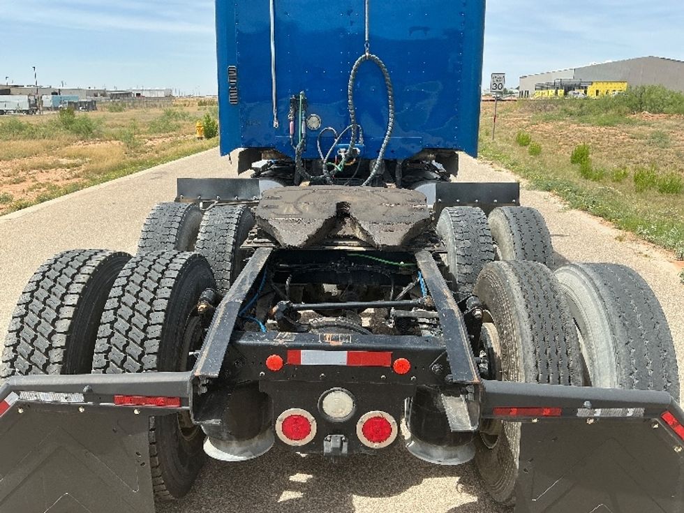 Sleeper Tractor-Heavy Duty Tractors-Freightliner-2020-D12264SD-Odessa-TX-374,276\n\t\tmiles-$ 74,500 - Image 5