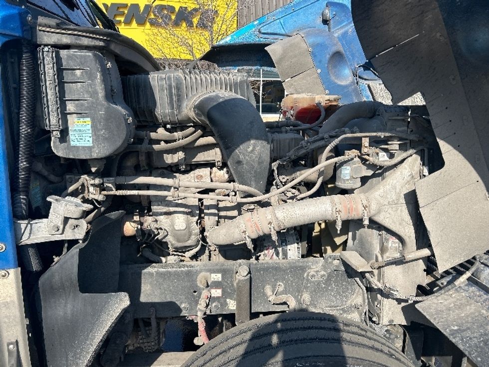 Sleeper Tractor-Heavy Duty Tractors-Freightliner-2020-D12264SD-Pittsburgh-PA-214,214\n\t\tmiles-$ 78,000 - Image 20