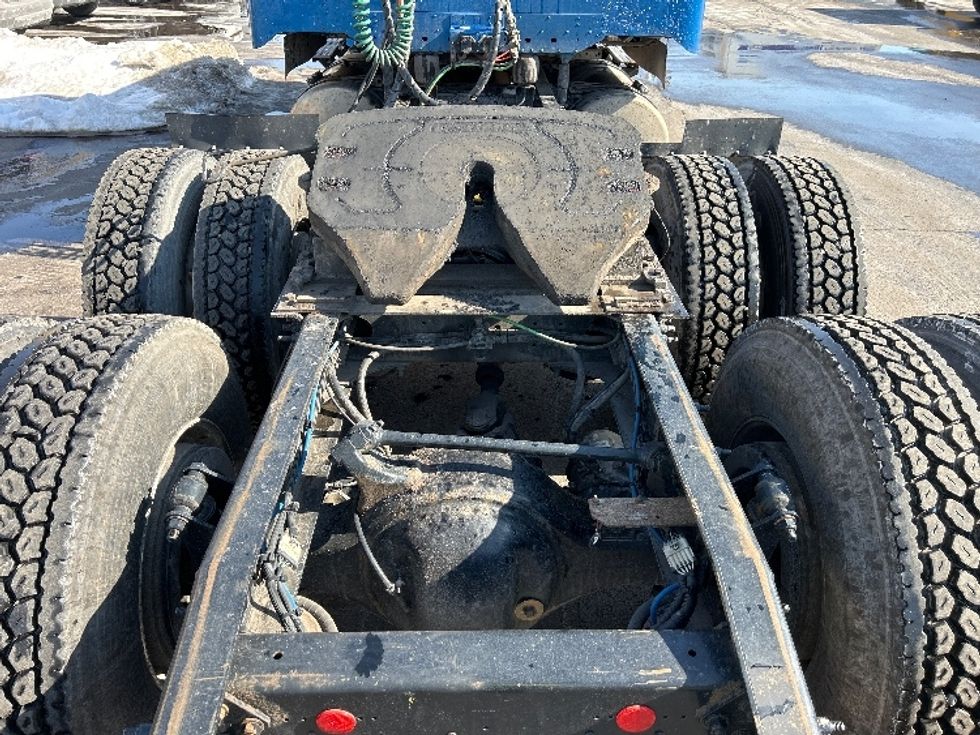 Sleeper Tractor-Heavy Duty Tractors-Freightliner-2020-D12264SD-Pittsburgh-PA-214,214\n\t\tmiles-$ 78,000 - Image 6