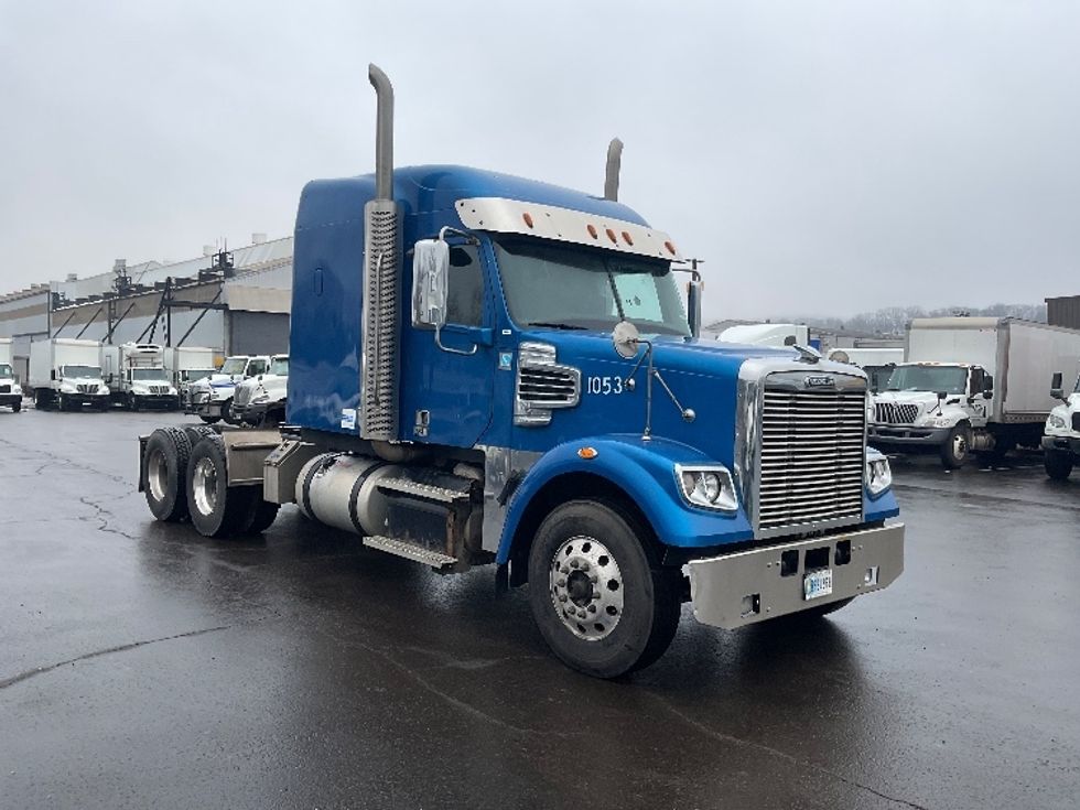Sleeper Tractor-Heavy Duty Tractors-Freightliner-2020-D12264SD-Pittsburgh-PA-258,895\n\t\tmiles-$ 75,500 - Image 1