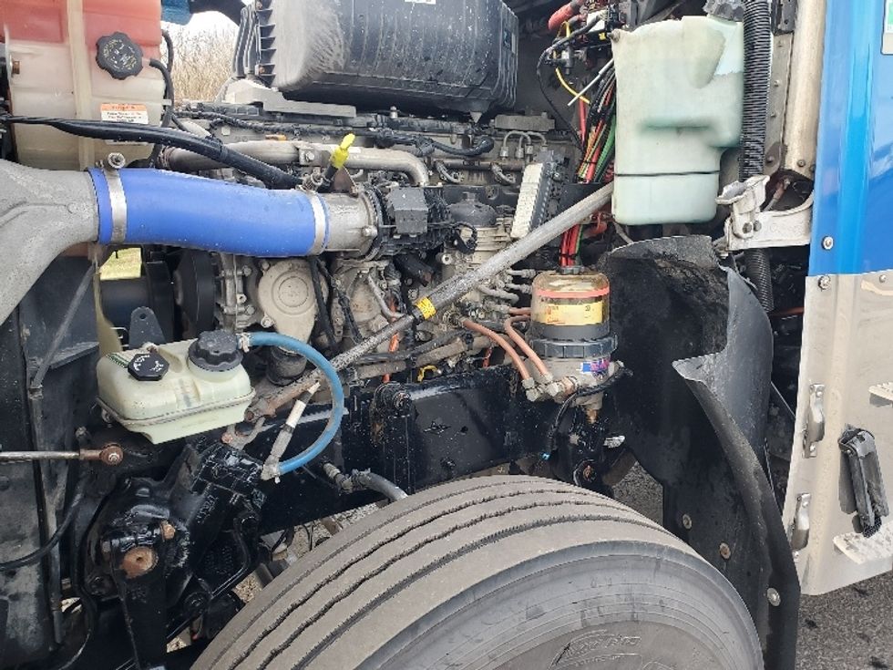 Sleeper Tractor-Heavy Duty Tractors-Freightliner-2020-D12264SD-White Deer-PA-281,960\n\t\tmiles-$ 75,250 - Image 20