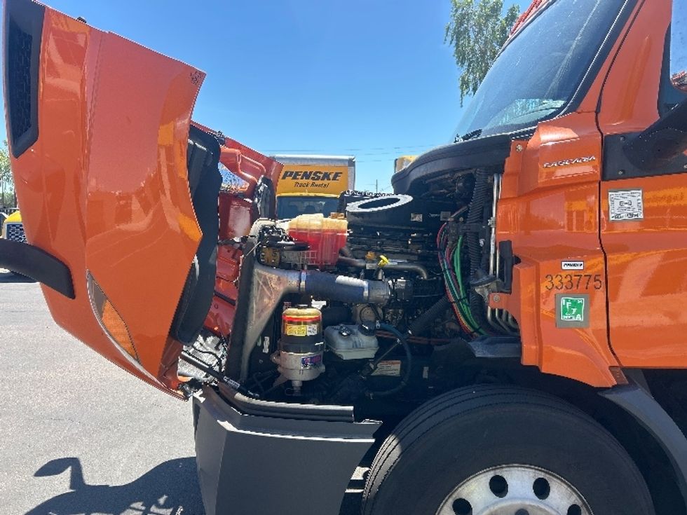 Sleeper Tractor-Heavy Duty Tractors-Freightliner-2020-T11664ST-Phoenix-AZ-592,945\n\t\tmiles-$ 51,750 - Image 21