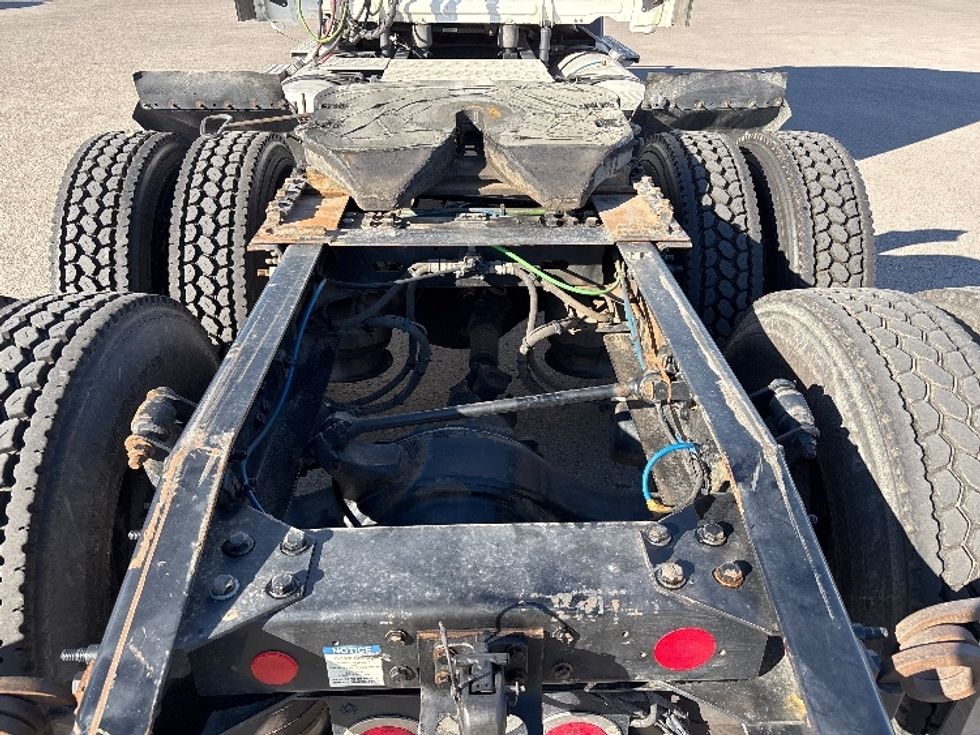 Sleeper Tractor-Heavy Duty Tractors-Freightliner-2020-T11664ST-Salt Lake City-UT-635,196\n\t\tmiles-$ 47,750 - Image 6