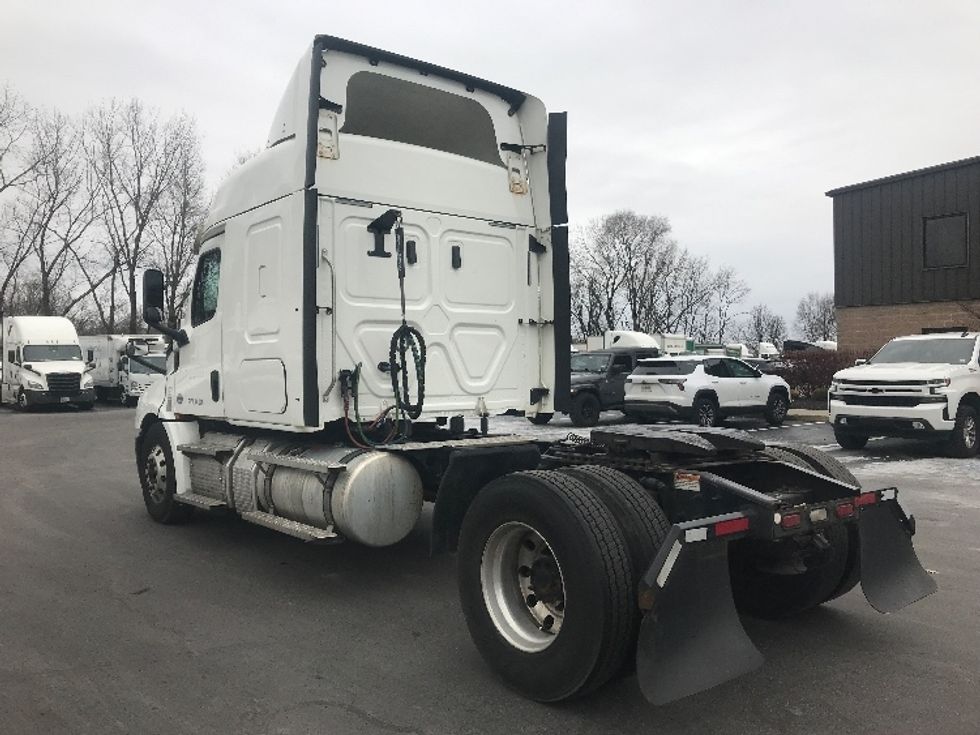 Sleeper Tractor-Heavy Duty Tractors-Freightliner-2020-T12642ST-Bensalem-PA-502,135\n\t\tmiles-$ 51,250 - Image 5