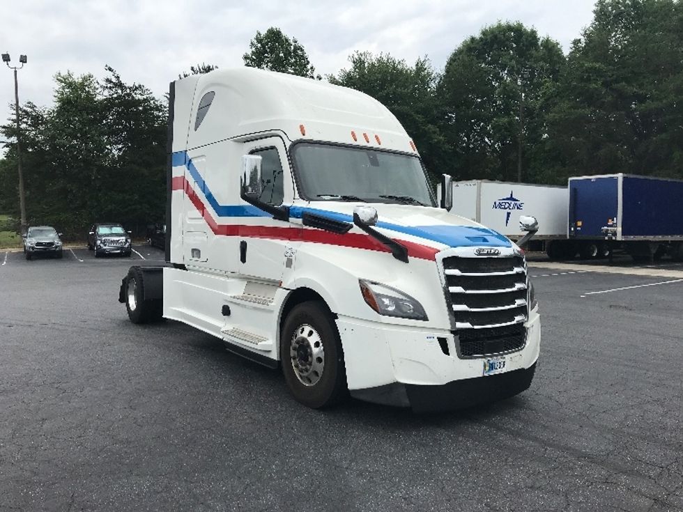 Sleeper Tractor-Heavy Duty Tractors-Freightliner-2020-T12642ST-Concord-NC-750,013 miles-$ 89,250