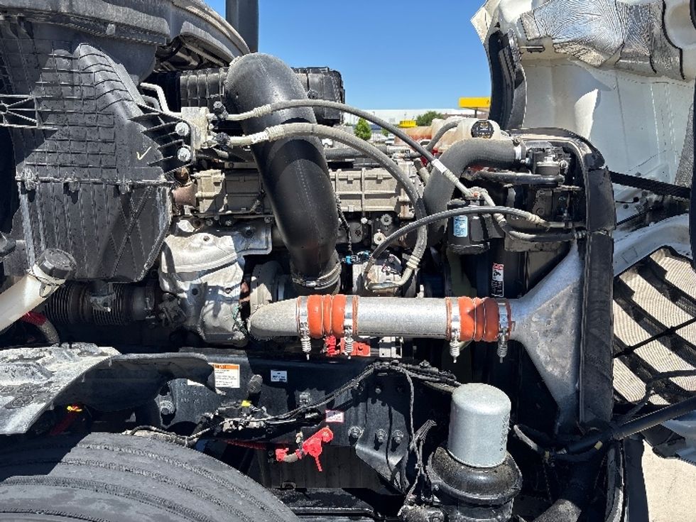 Sleeper Tractor-Heavy Duty Tractors-Freightliner-2020-T12642ST-Fort Worth-TX-219,067\n\t\tmiles-$ 73,250 - Image 20