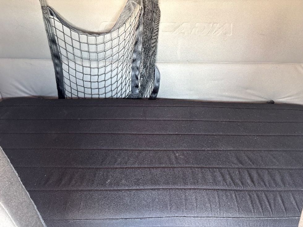 Sleeper Tractor-Heavy Duty Tractors-Freightliner-2020-T12642ST-Fort Worth-TX-466,055\n\t\tmiles-$ 59,750 - Image 16