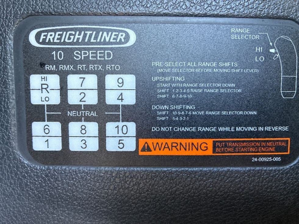 Sleeper Tractor-Heavy Duty Tractors-Freightliner-2020-T12642ST-Greenville-SC-577,584\n\t\tmiles-$ 46,250 - Image 22