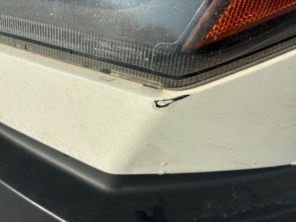 Sleeper Tractor-Heavy Duty Tractors-Freightliner-2020-T12642ST-Greenville-SC-577,584\n\t\tmiles-$ 46,250 - Image 23