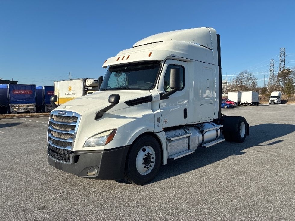 Sleeper Tractor-Heavy Duty Tractors-Freightliner-2020-T12642ST-Greenville-SC-577,584\n\t\tmiles-$ 46,250 - Image 3