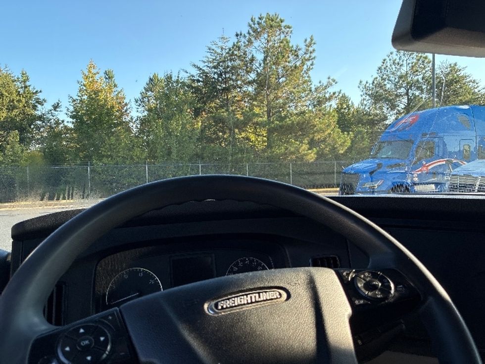 Sleeper Tractor-Heavy Duty Tractors-Freightliner-2020-T12642ST-Greenville-SC-579,273\n\t\tmiles-$ 55,750 - Image 11