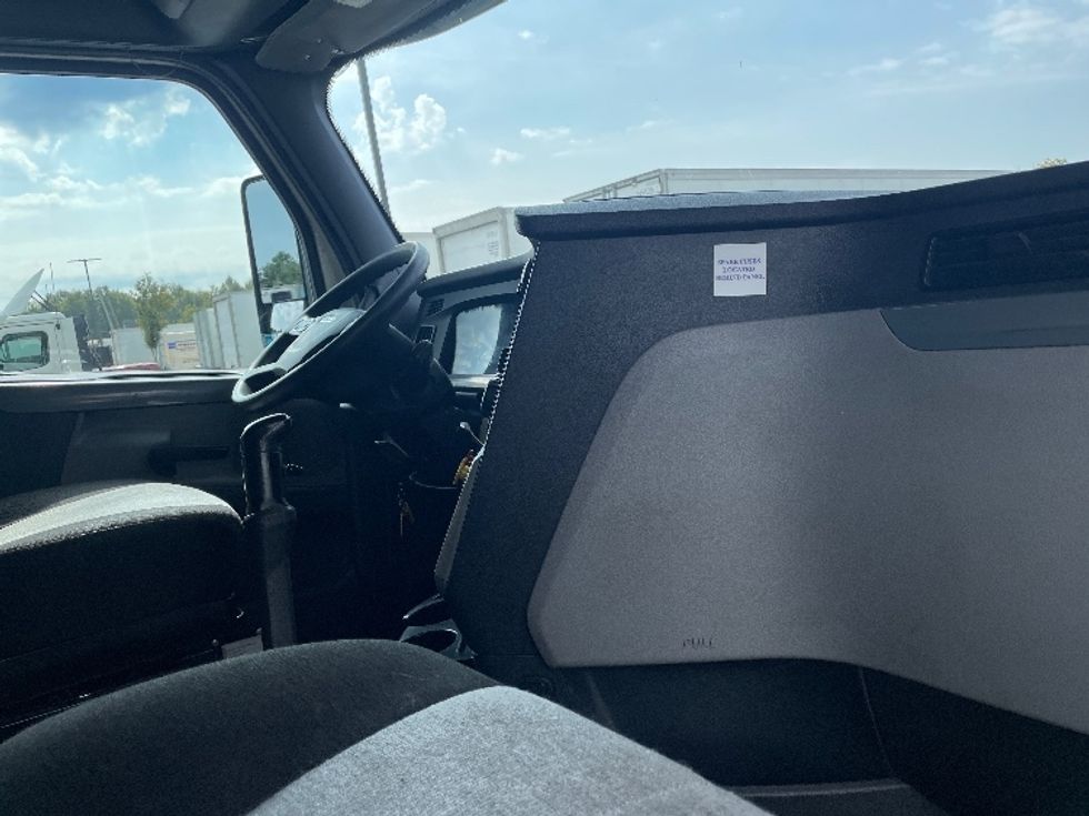 Sleeper Tractor-Heavy Duty Tractors-Freightliner-2020-T12642ST-Greenville-SC-687,795\n\t\tmiles-$ 45,250 - Image 15