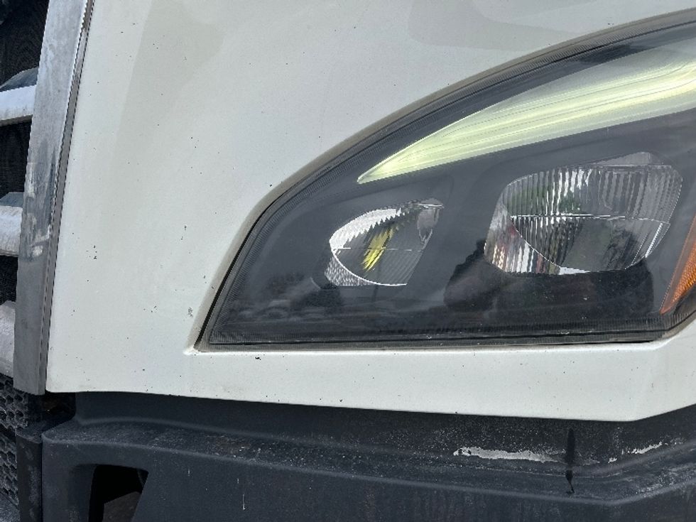 Sleeper Tractor-Heavy Duty Tractors-Freightliner-2020-T12642ST-Swedesboro-NJ-493,587\n\t\tmiles-$ 51,750 - Image 24