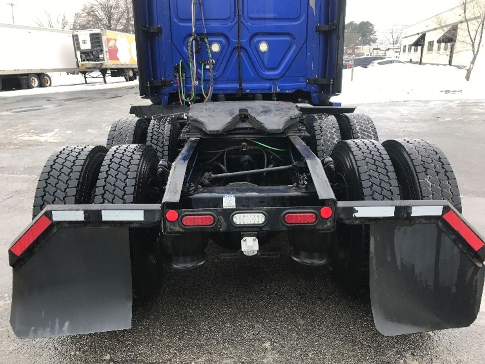 Sleeper Tractor-Heavy Duty Tractors-Freightliner-2020-T12664ST-Albany-NY-336,666\n\t\tmiles-$ 68,000 - Image 6