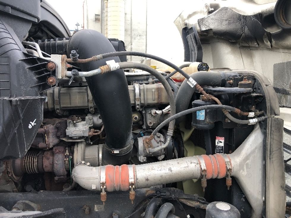 Sleeper Tractor-Heavy Duty Tractors-Freightliner-2020-T12664ST-Albany-NY-405,269\n\t\tmiles-$ 74,500 - Image 20