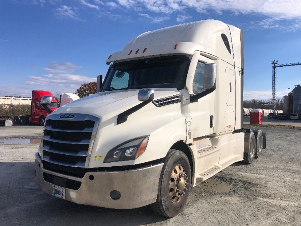 Sleeper Tractor-Heavy Duty Tractors-Freightliner-2020-T12664ST-Albany-NY-427,827\n\t\tmiles-$ 73,250 - Image 3