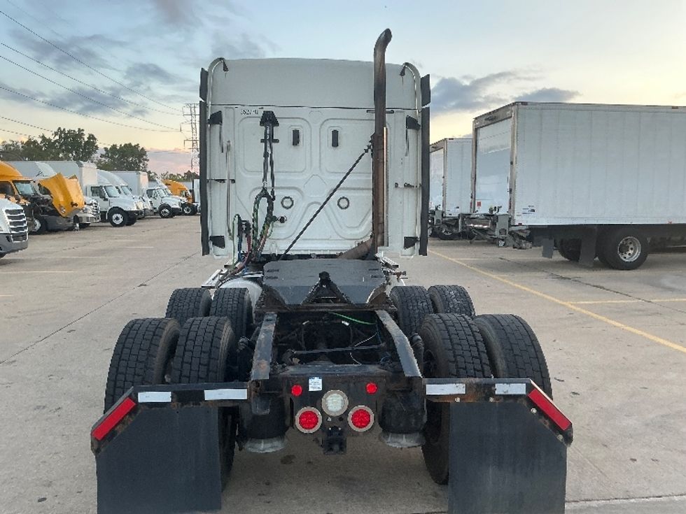 Sleeper Tractor-Heavy Duty Tractors-Freightliner-2020-T12664ST-Allen Park-MI-208,008\n\t\tmiles-$ 78,500 - Image 6