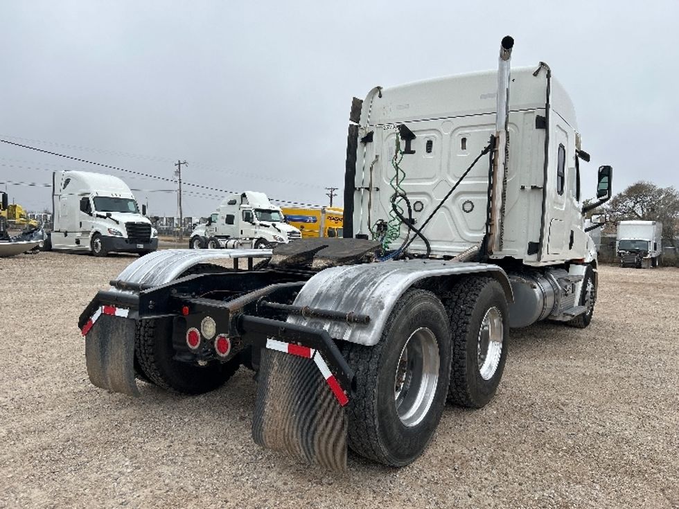 Sleeper Tractor-Heavy Duty Tractors-Freightliner-2020-T12664ST-Amarillo-TX-227,625\n\t\tmiles-$ 83,000 - Image 7