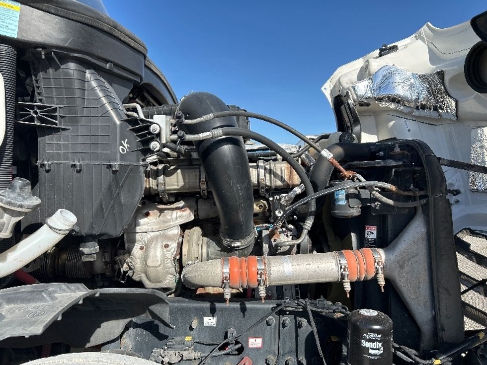 Sleeper Tractor-Heavy Duty Tractors-Freightliner-2020-T12664ST-Amarillo-TX-375,052\n\t\tmiles-$ 74,250 - Image 20