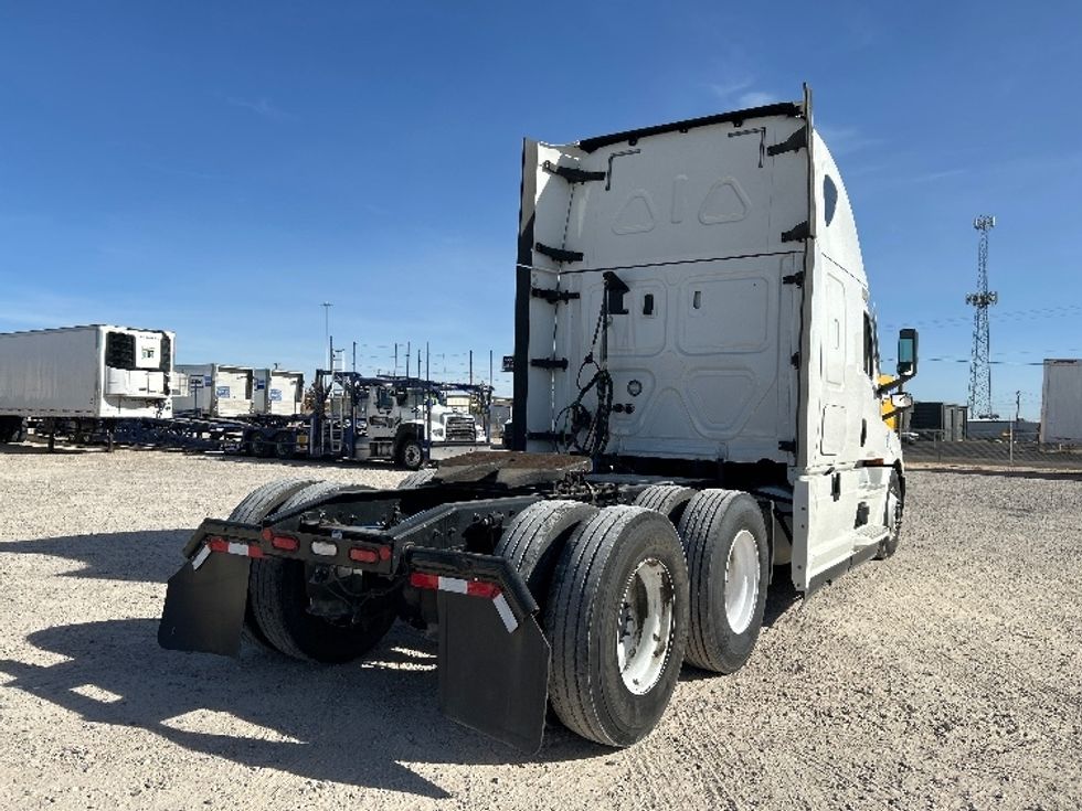 Sleeper Tractor-Heavy Duty Tractors-Freightliner-2020-T12664ST-Amarillo-TX-375,052\n\t\tmiles-$ 74,250 - Image 7