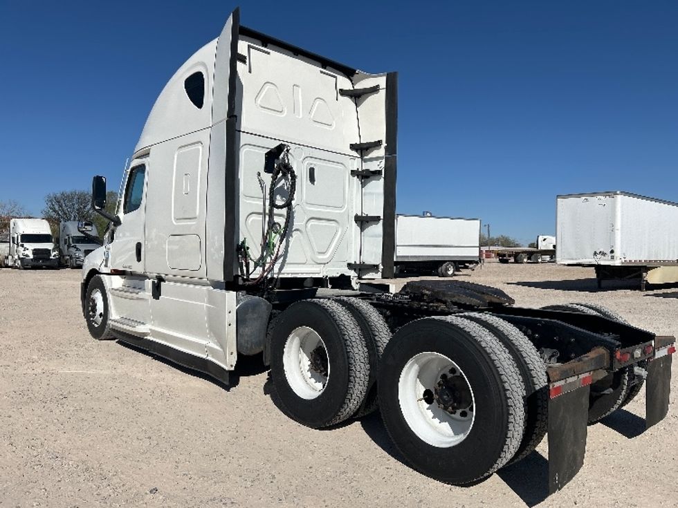 Sleeper Tractor-Heavy Duty Tractors-Freightliner-2020-T12664ST-Amarillo-TX-591,316\n\t\tmiles-$ 55,750 - Image 5