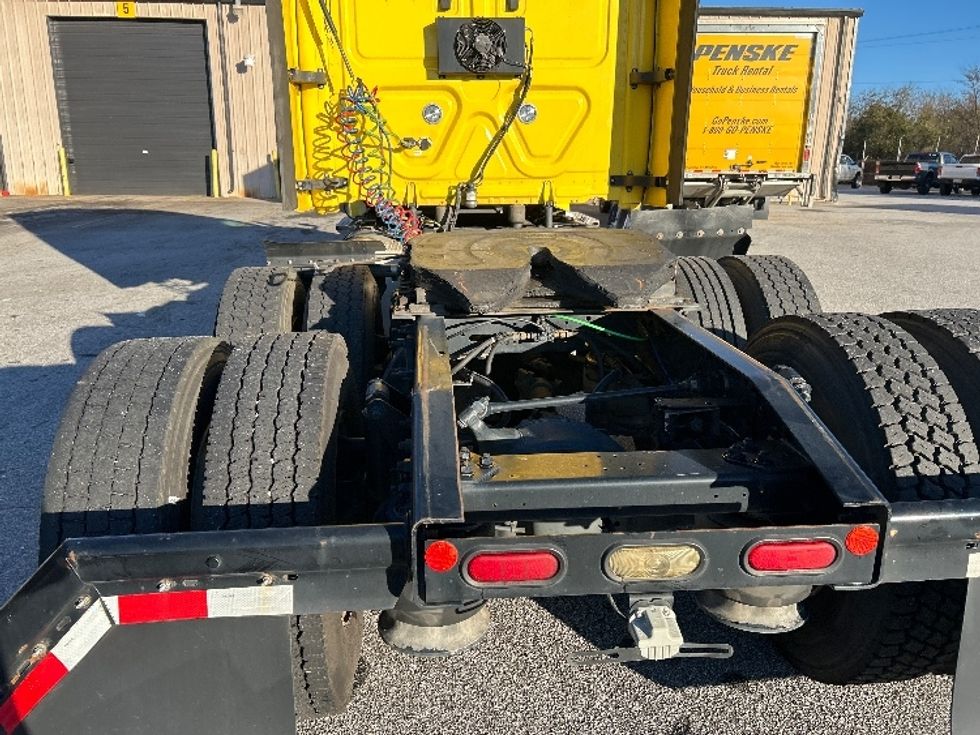 Sleeper Tractor-Heavy Duty Tractors-Freightliner-2020-T12664ST-Anderson-SC-470,902\n\t\tmiles-$ 58,750 - Image 6