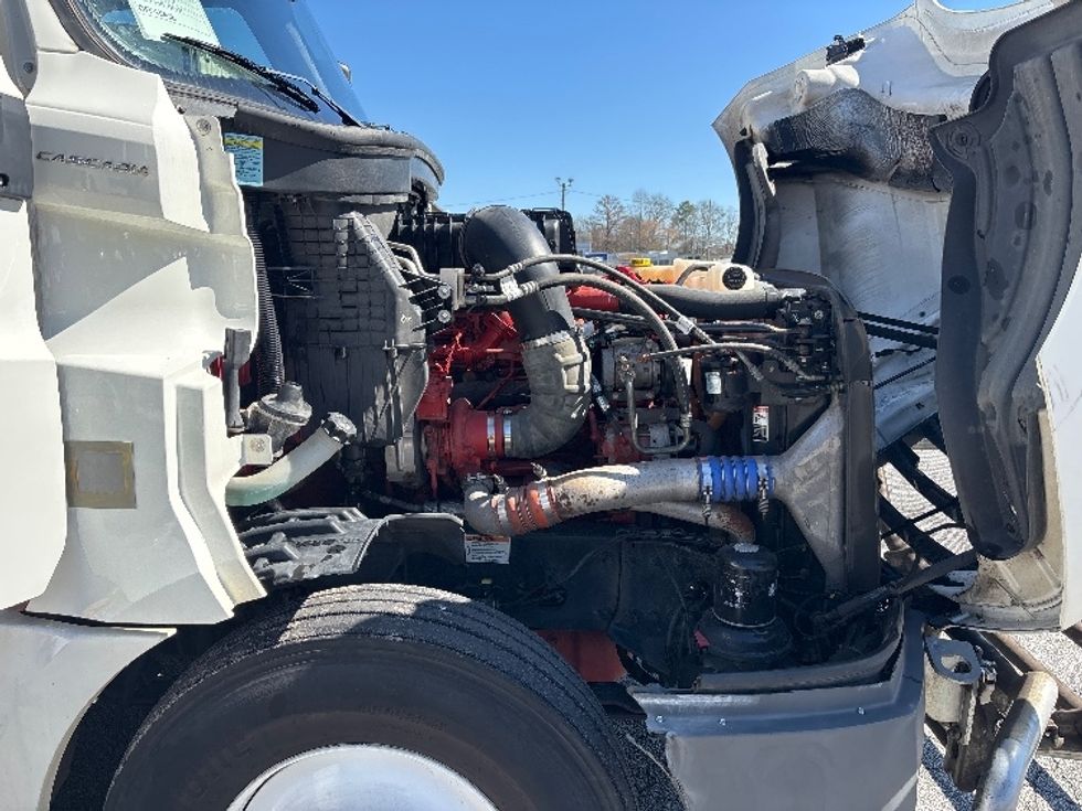 Sleeper Tractor-Heavy Duty Tractors-Freightliner-2020-T12664ST-Atlanta (Forest Park)-GA-243,383\n\t\tmiles-$ 72,500 - Image 20