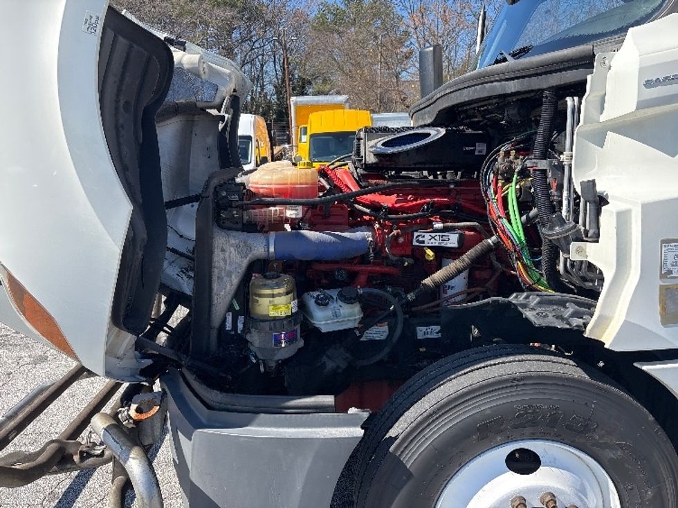 Sleeper Tractor-Heavy Duty Tractors-Freightliner-2020-T12664ST-Atlanta (Forest Park)-GA-243,383\n\t\tmiles-$ 72,500 - Image 21