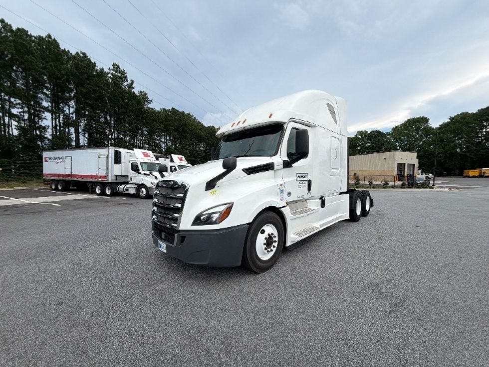 Sleeper Tractor-Heavy Duty Tractors-Freightliner-2020-T12664ST-Atlanta (Forest Park)-GA-445,996\n\t\tmiles-$ 70,250 - Image 3