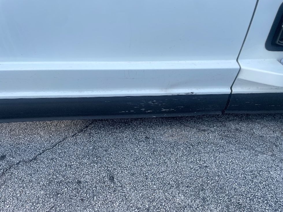 Sleeper Tractor-Heavy Duty Tractors-Freightliner-2020-T12664ST-Atlanta (Forest Park)-GA-633,215\n\t\tmiles-$ 52,000 - Image 26