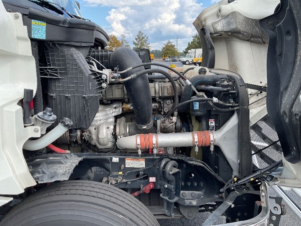 Sleeper Tractor-Heavy Duty Tractors-Freightliner-2020-T12664ST-Augusta-GA-211,354\n\t\tmiles-$ 80,750 - Image 20