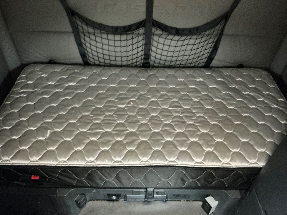 Sleeper Tractor-Heavy Duty Tractors-Freightliner-2020-T12664ST-Augusta-GA-524,372\n\t\tmiles-$ 56,500 - Image 15