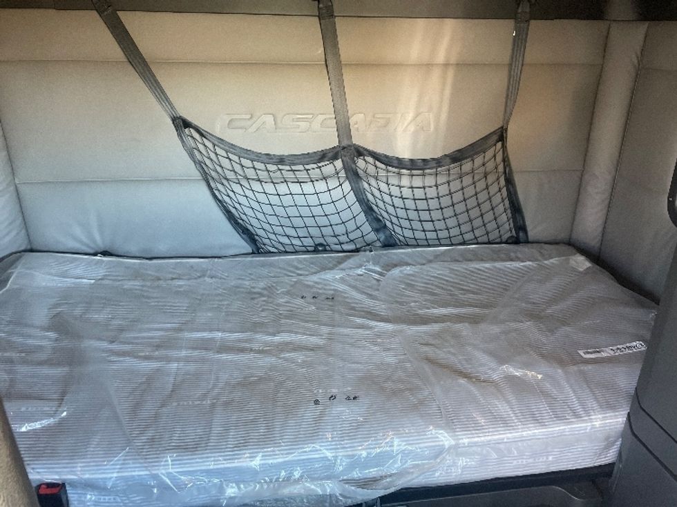 Sleeper Tractor-Heavy Duty Tractors-Freightliner-2020-T12664ST-Aurora-CO-632,100\n\t\tmiles-$ 60,250 - Image 17