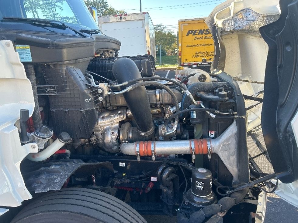 Sleeper Tractor-Heavy Duty Tractors-Freightliner-2020-T12664ST-Baltimore-MD-133,974\n\t\tmiles-$ 90,750 - Image 20