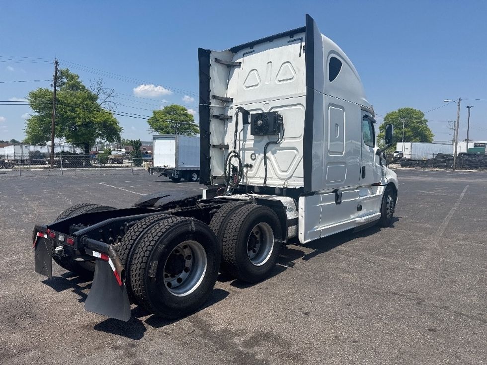 Sleeper Tractor-Heavy Duty Tractors-Freightliner-2020-T12664ST-Baltimore-MD-468,374\n\t\tmiles-$ 65,250 - Image 7