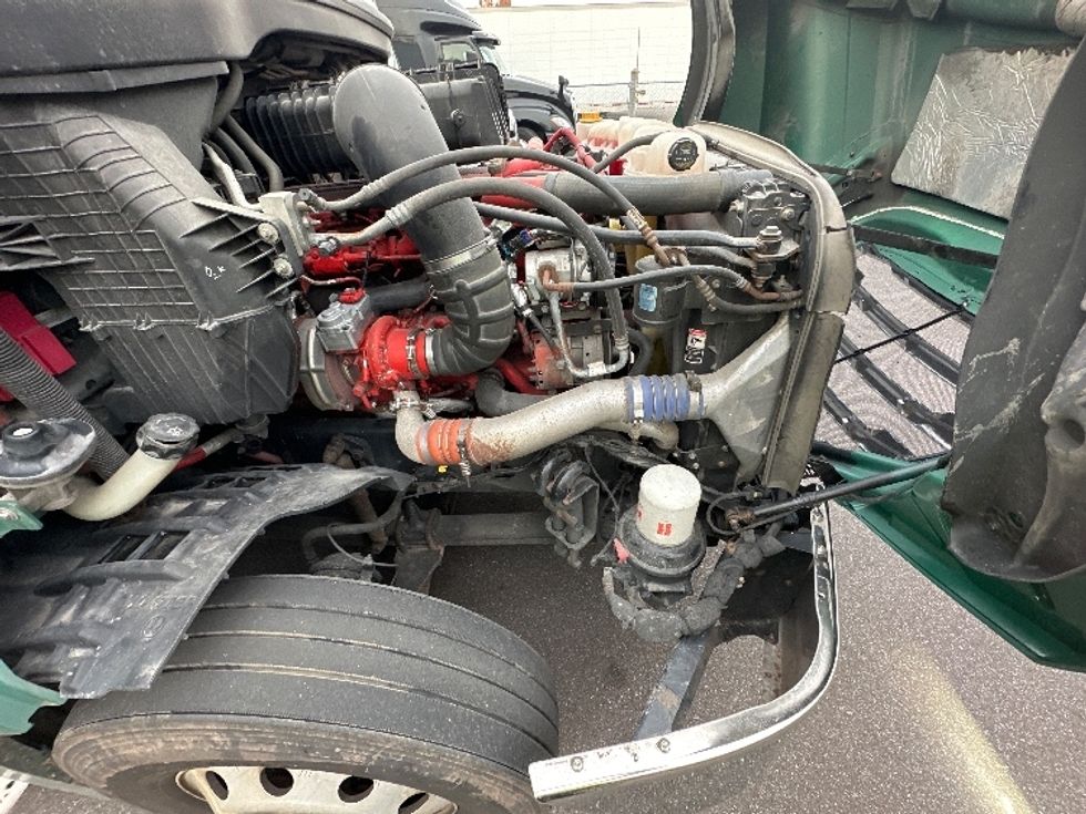 Sleeper Tractor-Heavy Duty Tractors-Freightliner-2020-T12664ST-Baltimore-MD-507,195\n\t\tmiles-$ 57,000 - Image 19