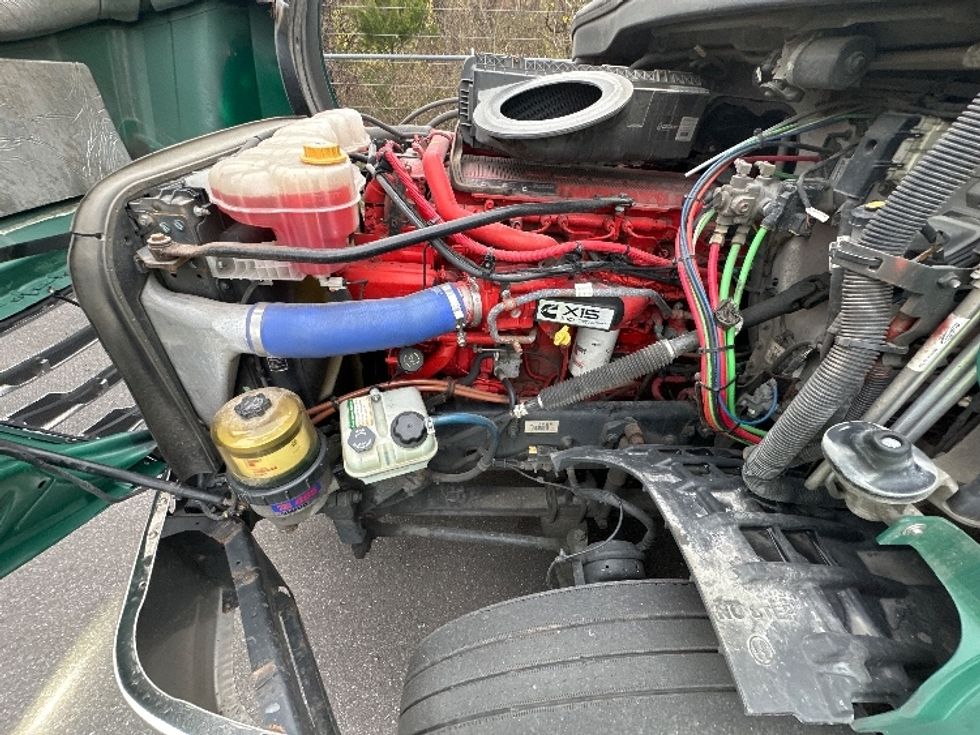 Sleeper Tractor-Heavy Duty Tractors-Freightliner-2020-T12664ST-Baltimore-MD-507,195\n\t\tmiles-$ 57,000 - Image 20