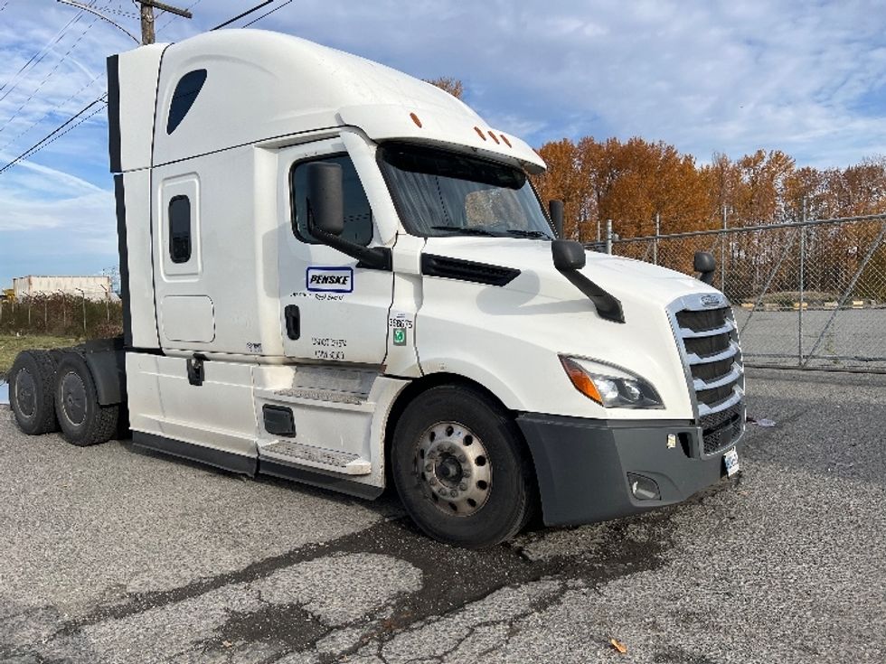 Your Next Used 2020 Freightliner T12664ST, 366675, Is For Sale And