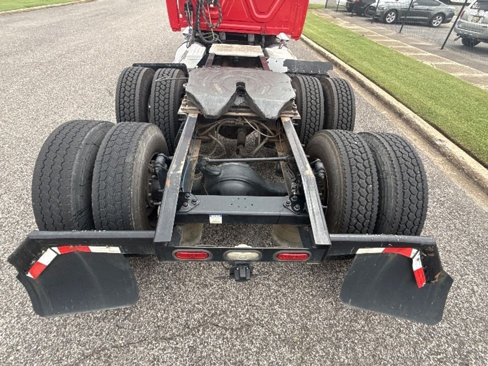 Sleeper Tractor-Heavy Duty Tractors-Freightliner-2020-T12664ST-Birmingham-AL-384,328\n\t\tmiles-$ 71,750 - Image 6