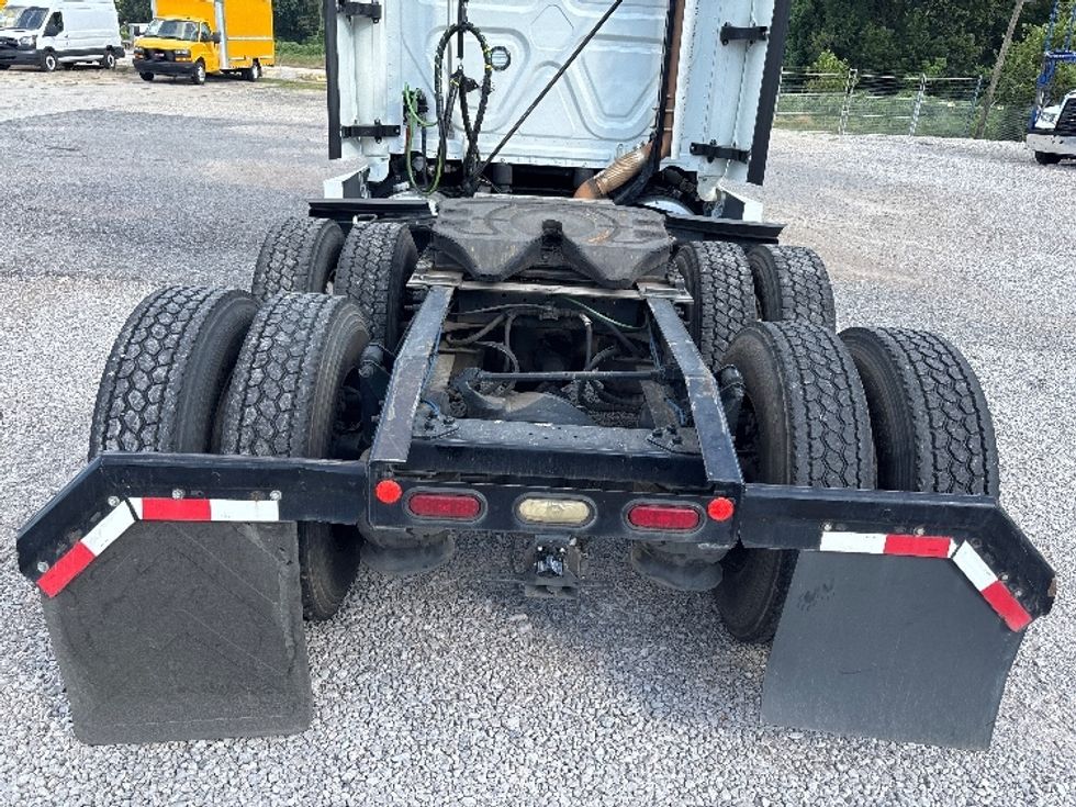 Sleeper Tractor-Heavy Duty Tractors-Freightliner-2020-T12664ST-Birmingham-AL-472,471\n\t\tmiles-$ 73,750 - Image 6