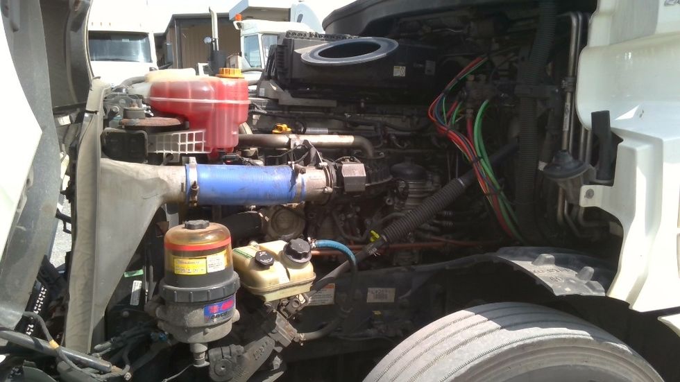 Sleeper Tractor-Heavy Duty Tractors-Freightliner-2020-T12664ST-Boaz-AL-623,630\n\t\tmiles-$ 53,750 - Image 21