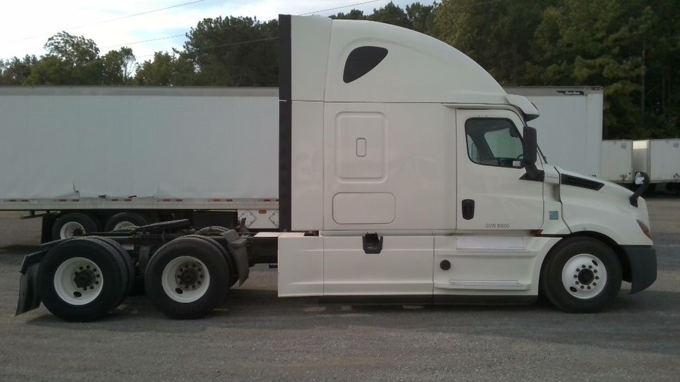 Sleeper Tractor-Heavy Duty Tractors-Freightliner-2020-T12664ST-Boaz-AL-682,159\n\t\tmiles-$ 49,250 - Image 8