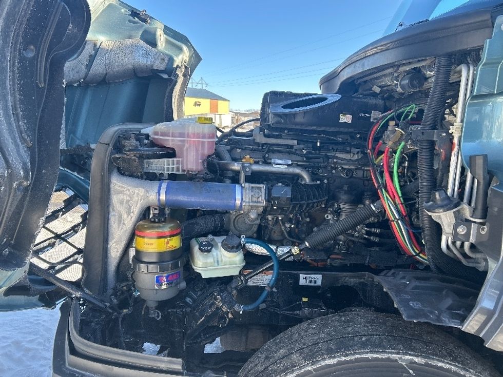 Sleeper Tractor-Heavy Duty Tractors-Freightliner-2020-T12664ST-Brooklyn Park-MN-583,468\n\t\tmiles-$ 51,000 - Image 21