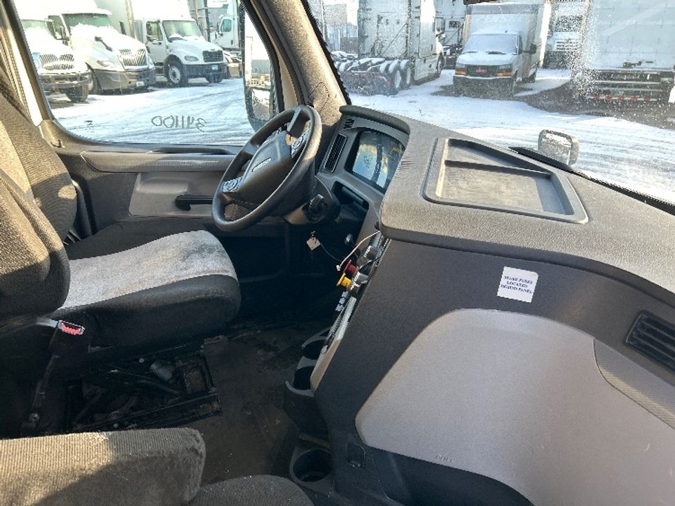 Sleeper Tractor-Heavy Duty Tractors-Freightliner-2020-T12664ST-Brooklyn Park-MN-647,902\n\t\tmiles-$ 46,750 - Image 14