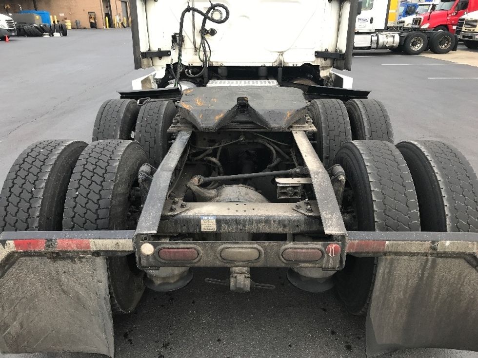 Sleeper Tractor-Heavy Duty Tractors-Freightliner-2020-T12664ST-Burlington-NJ-582,546\n\t\tmiles-$ 53,250 - Image 6