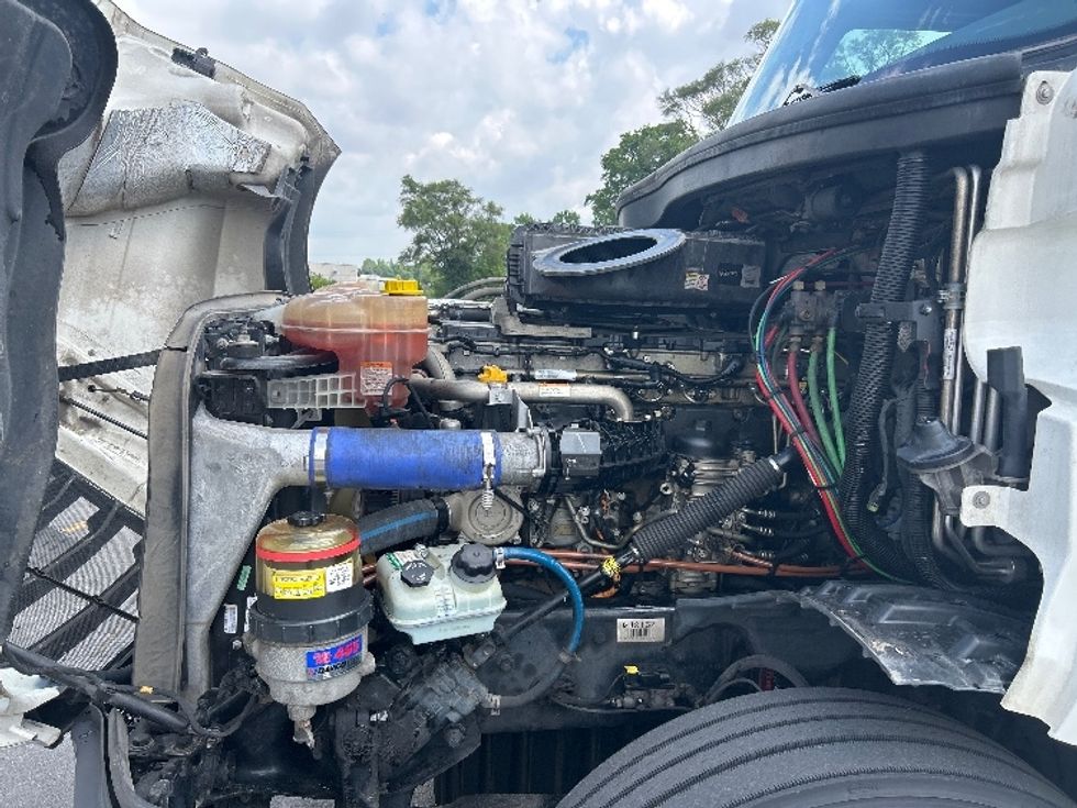 Sleeper Tractor-Heavy Duty Tractors-Freightliner-2020-T12664ST-Byron Center-MI-492,619\n\t\tmiles-$ 57,250 - Image 21