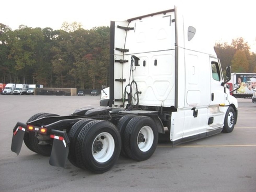 Sleeper Tractor-Heavy Duty Tractors-Freightliner-2020-T12664ST-Byron Center-MI-492,619\n\t\tmiles-$ 57,250 - Image 7